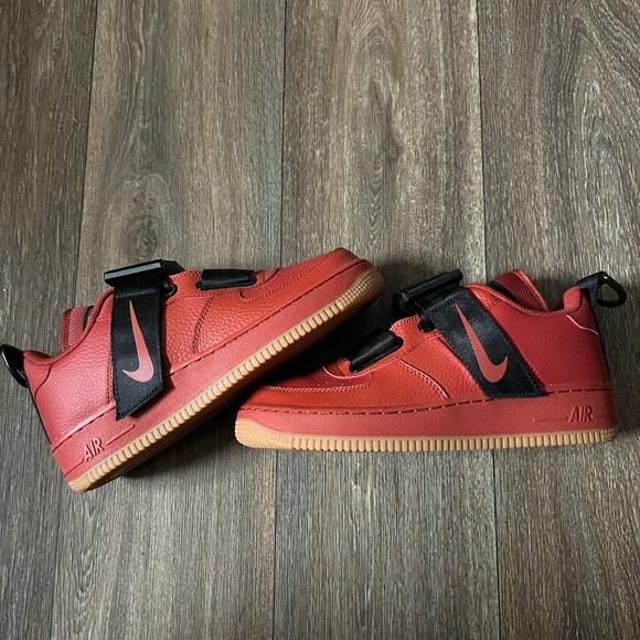 Air Force 1 Utility (GS) - Picture 5 of 6